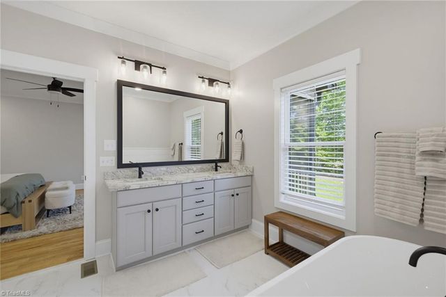 7714 Dovefield Drive, Stokesdale, NC 27357