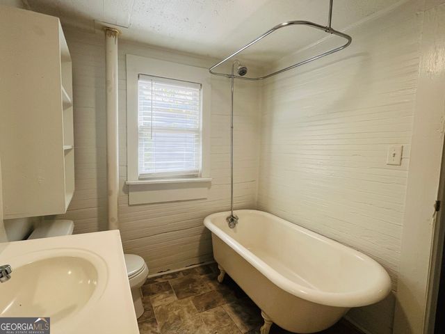 513 Harwell Avenue, Lagrange, GA 30240