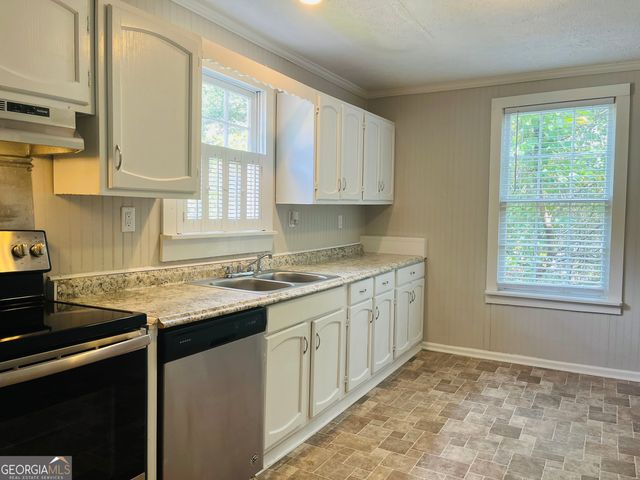 513 Harwell Avenue, Lagrange, GA 30240