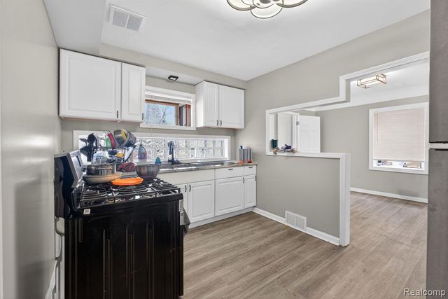 14870 Heyden Street, Detroit, MI 48223