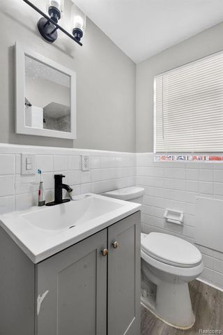 14870 Heyden Street, Detroit, MI 48223