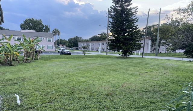 1014 N SOLANDRA DRIVE, Orlando, FL 32807