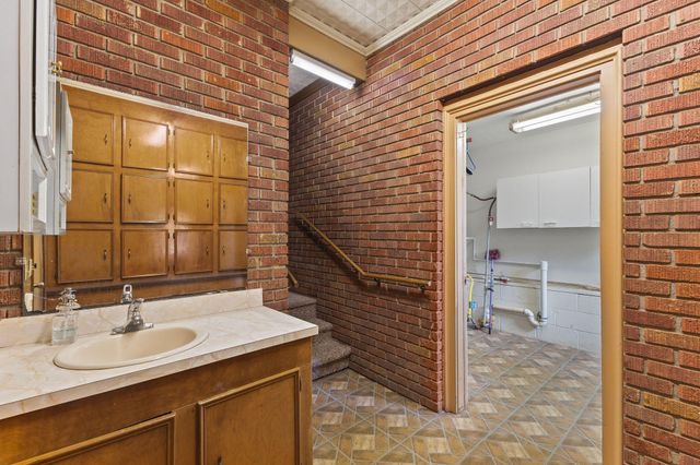 2 Hensarling Dr., Petal, MS 39465