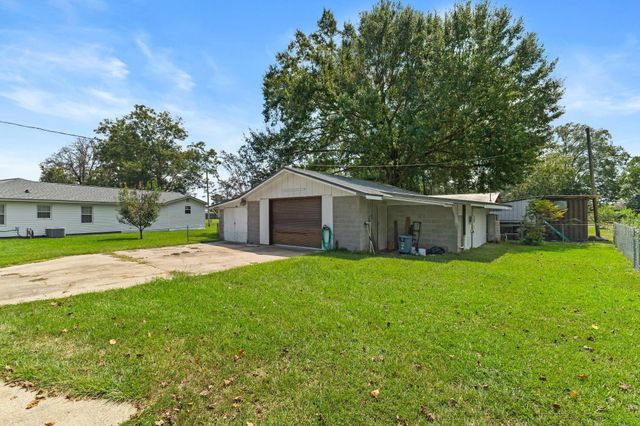 2 Hensarling Dr., Petal, MS 39465