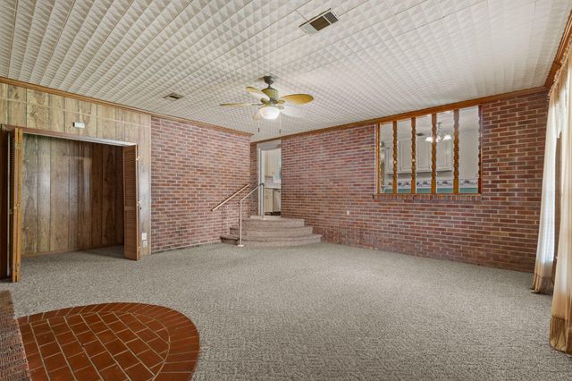 2 Hensarling Dr., Petal, MS 39465