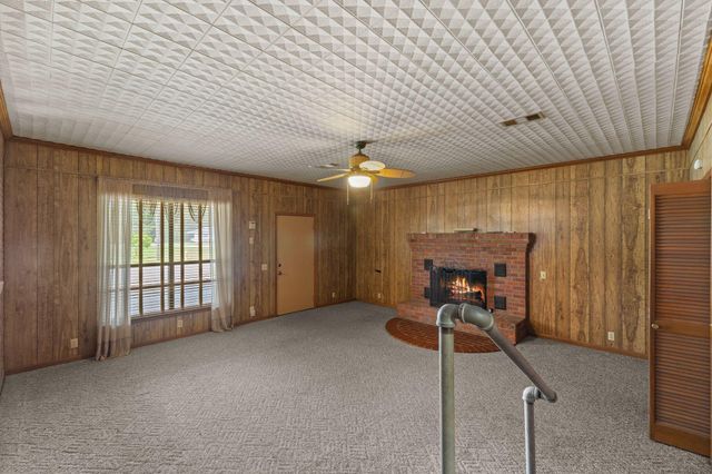 2 Hensarling Dr., Petal, MS 39465