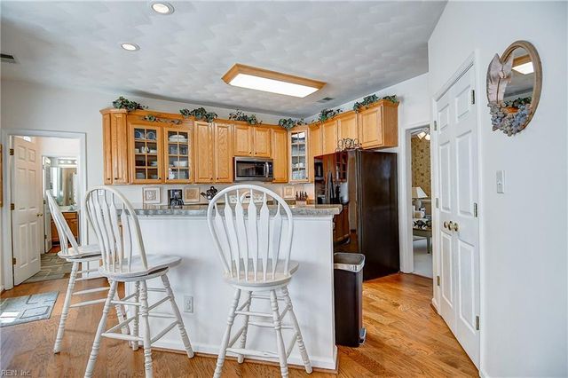 1409 Glenwood Links LN, Virginia Beach, VA 23464