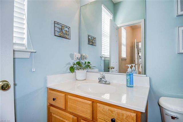 1409 Glenwood Links LN, Virginia Beach, VA 23464