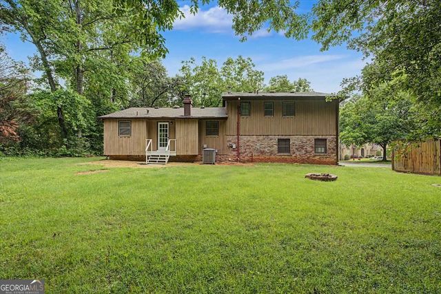2985 Fredrick Drive, Marietta, GA 30062
