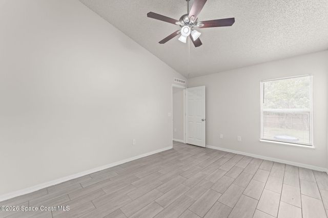 445 Alachua Avenue NW, Palm Bay, FL 32907