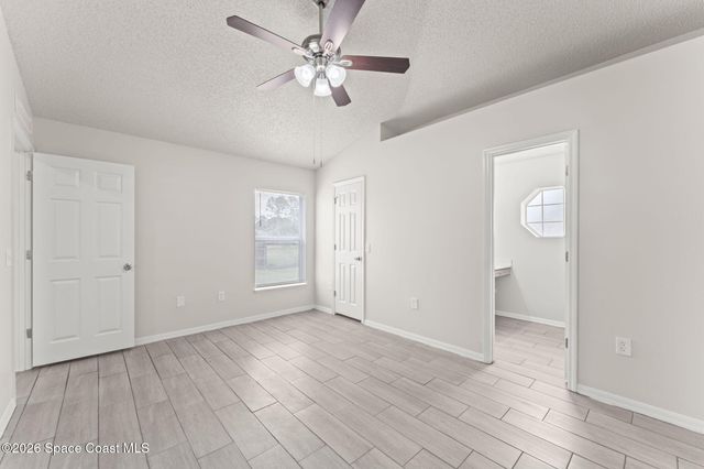 445 Alachua Avenue NW, Palm Bay, FL 32907
