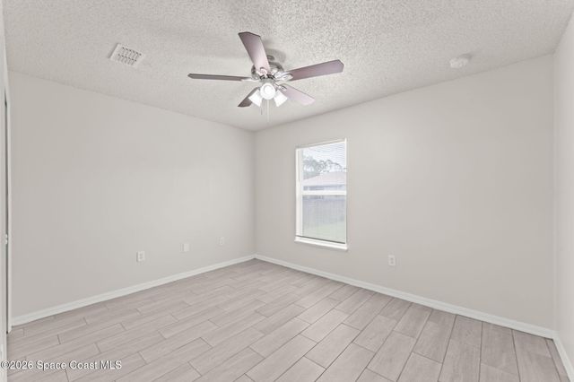 445 Alachua Avenue NW, Palm Bay, FL 32907