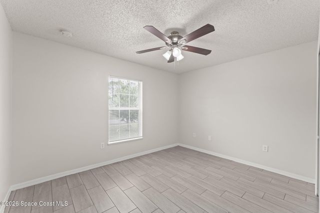 445 Alachua Avenue NW, Palm Bay, FL 32907