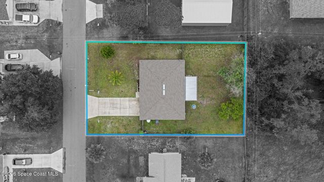 445 Alachua Avenue NW, Palm Bay, FL 32907