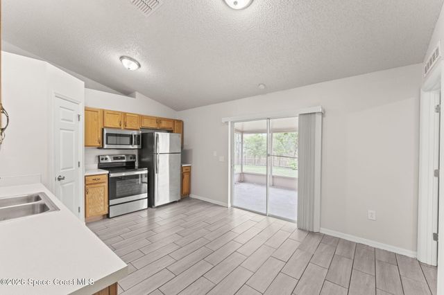 445 Alachua Avenue NW, Palm Bay, FL 32907