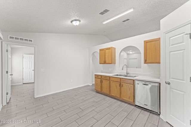445 Alachua Avenue NW, Palm Bay, FL 32907