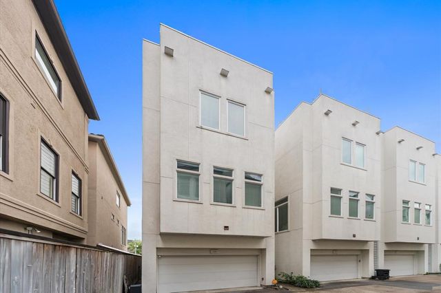 120 Pierce Street, Houston, TX 77002