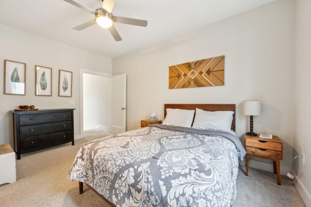 2827 Manor RD 3104, Austin, TX 78722