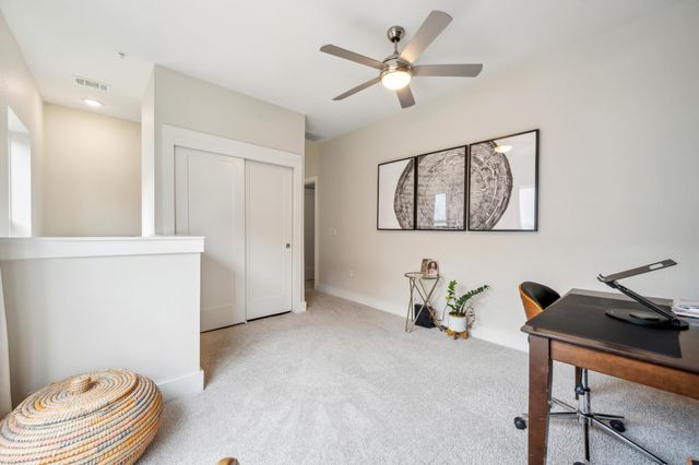 2827 Manor RD 3104, Austin, TX 78722