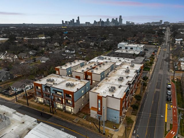 2827 Manor RD 3104, Austin, TX 78722