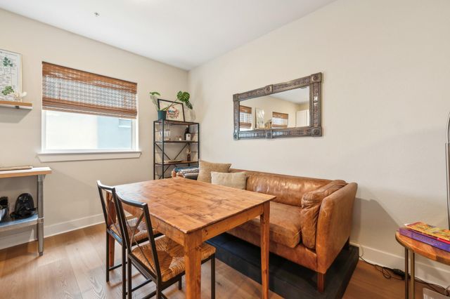 2827 Manor RD 3104, Austin, TX 78722