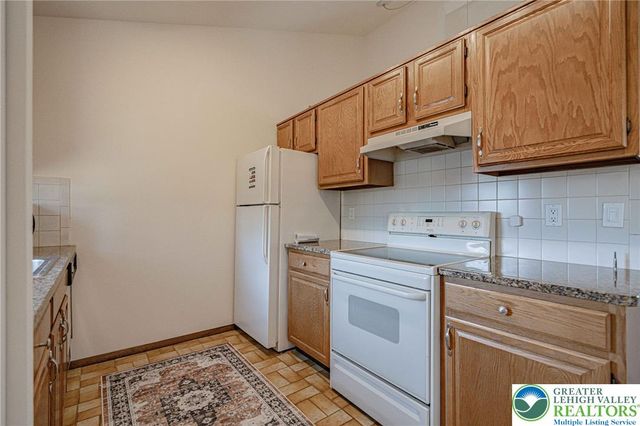 25 North 8th Street, Emmaus Boro, PA 18049
