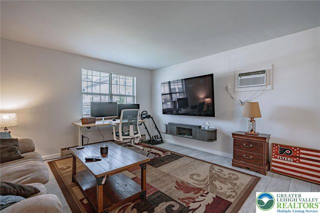 25 North 8th Street, Emmaus Boro, PA 18049