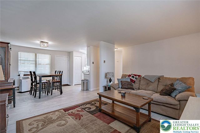 25 North 8th Street, Emmaus Boro, PA 18049