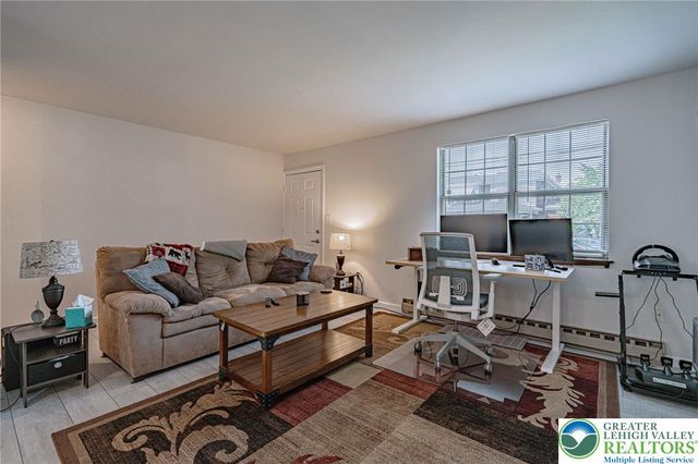 25 North 8th Street, Emmaus Boro, PA 18049