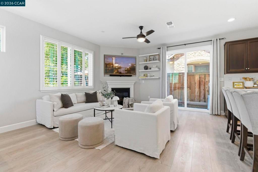 Image 10 of property listing at 53 Havenwood Ct, Brentwood, CA 94513