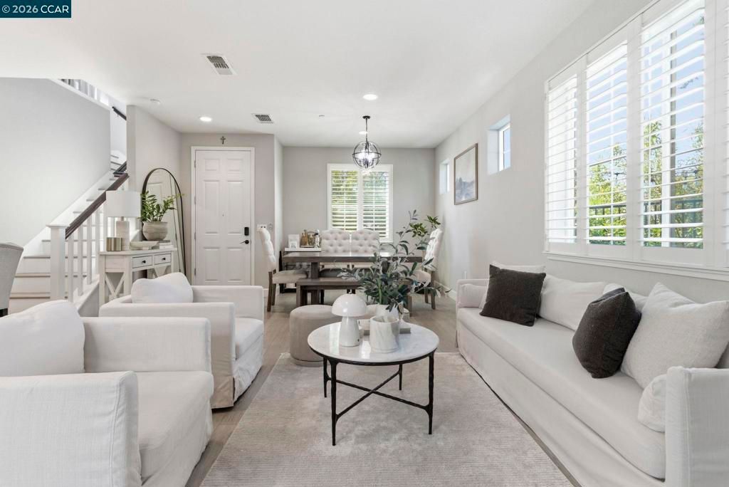 Image 14 of property listing at 53 Havenwood Ct, Brentwood, CA 94513