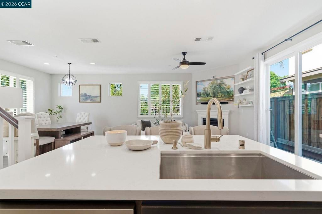 Image 25 of property listing at 53 Havenwood Ct, Brentwood, CA 94513