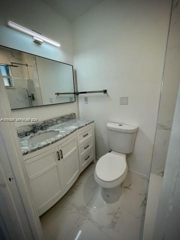 7425 SW 118th St 0, Pinecrest, FL 33156