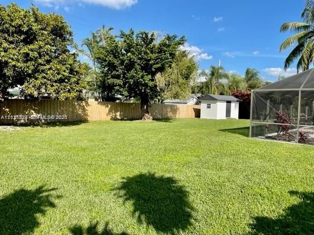 7425 SW 118th St 0, Pinecrest, FL 33156