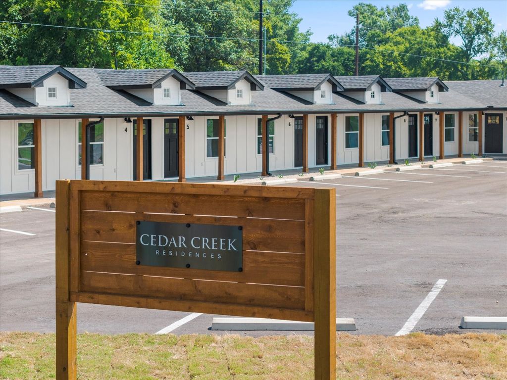 900 S Tool 15, Tool, TX 75143