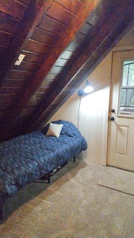 1803 John Gerney Drive, Camp Nelson, CA 93265