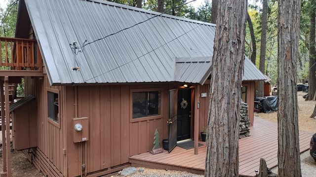 1803 John Gerney Drive, Camp Nelson, CA 93265