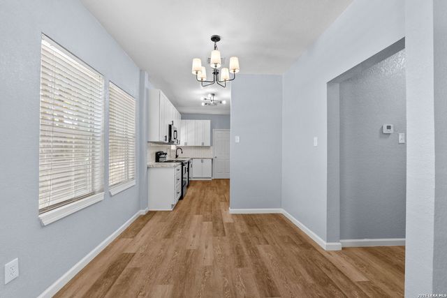 523 Bailey Ave, San Antonio, TX 78210