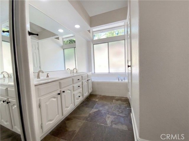 3303 Deaver, Corona, CA 92882