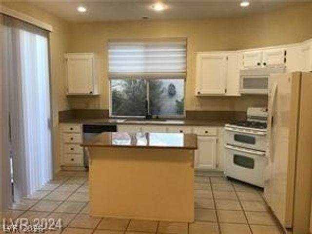 10620 Primrose Arbor Avenue, Las Vegas, NV 89144