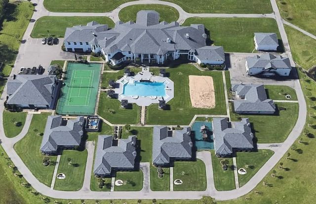 19525 Doerre Road, Spring, TX 77379