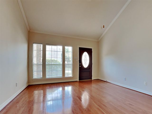 1127 Enclave Square E, Houston, TX 77077