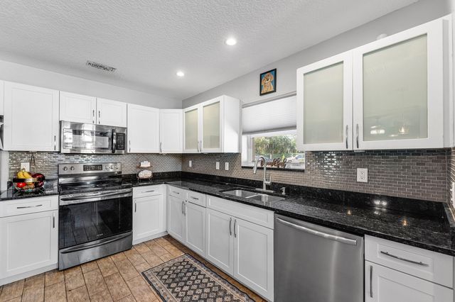 4087 NW 2nd Court, Delray Beach, FL 33445