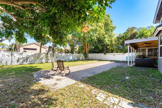 4087 NW 2nd Court, Delray Beach, FL 33445