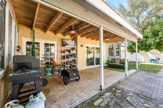 4087 NW 2nd Court, Delray Beach, FL 33445