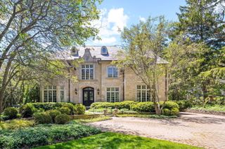 494 Greenleaf Avenue, Glencoe, IL 60022
