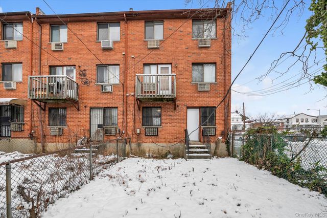 4018 165th Street, Flushing, NY 11358