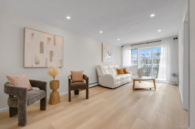 4018 165th Street, Flushing, NY 11358