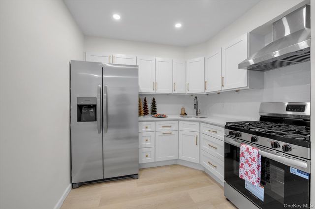 4018 165th Street, Flushing, NY 11358