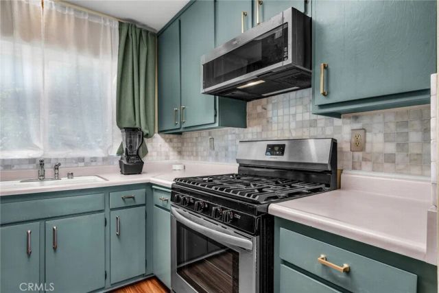 6629 Wilbur Avenue, Reseda, CA 91335